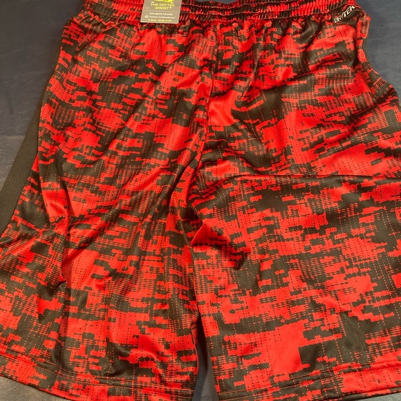 Lot of 2 Shorts Dry Tek Gear XL 18 / 20 NWT New With Tags Blue Red - Picture 3 of 7